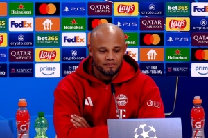 孔帕尼：无法一对一替代穆西亚拉这样的天才 不想因伤病改变目标